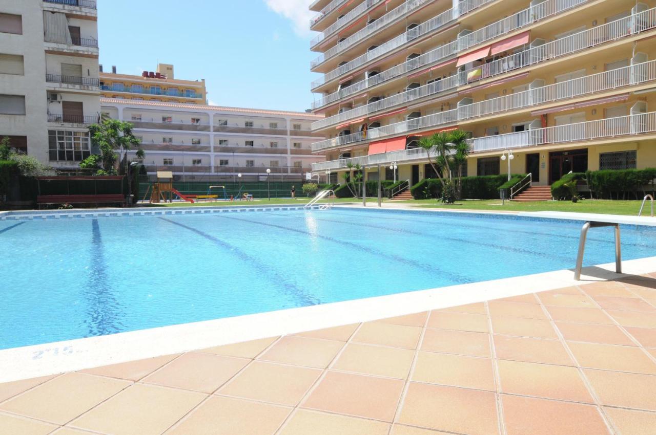 Homeholidaysrentals Lorraine Мальграт-де-Мар Экстерьер фото